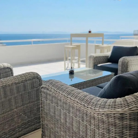 Sea, La Vie, hotel in Saronida