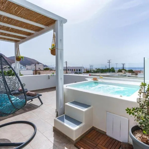 SantoRossa Luxury Villas, hotel in Emporio Santorini