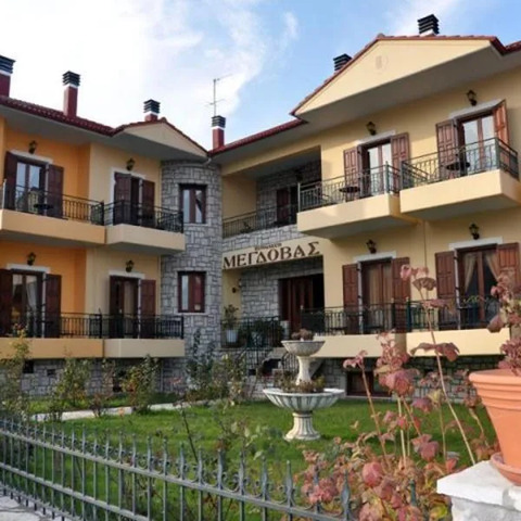 Megdovas Hotel, hotel in Plastiras