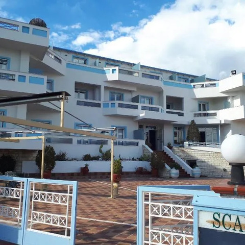 Hotel Scala, hotel in Karavómilos