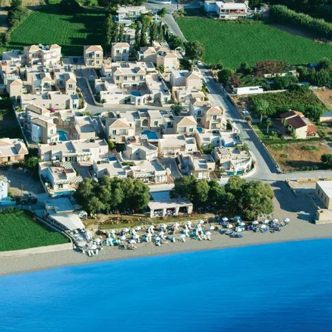 Azure Beach Villas, hotel in Fotakádhon