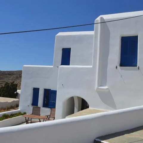 Superb view House-Sikinos Island-Chorio, hotel in Sikinos
