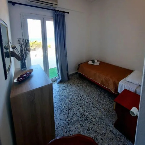 Paradise, hotel in Agia Roumeli
