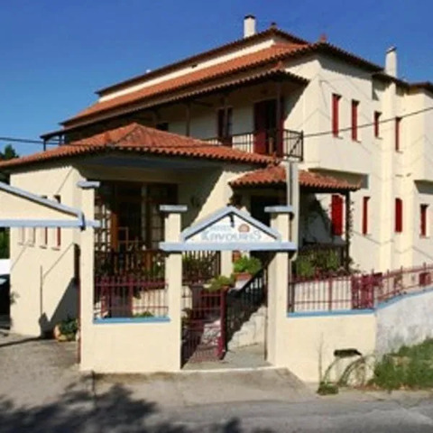 Hotel Kavouris, hotel in Paralia Milia