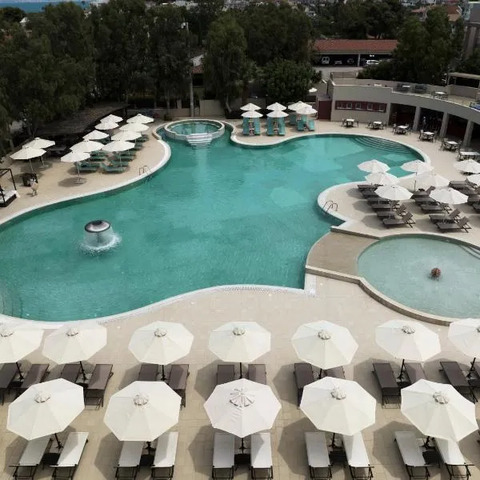 Alkyon Resort Hotel & Spa, hotel in Nerántza
