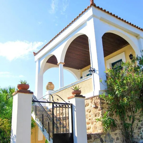 Picturesque Villa in Limnos + Enclosed Garden + Sea View