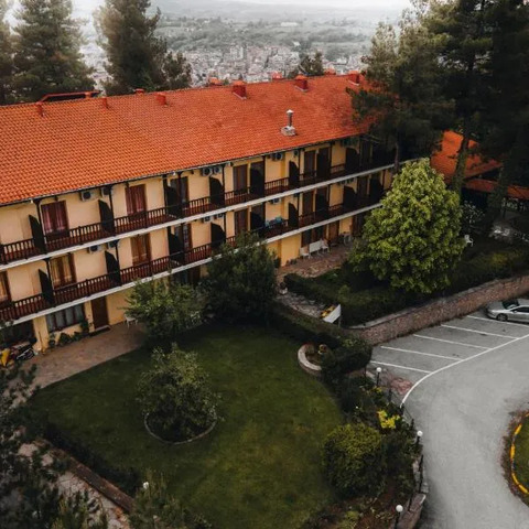 Milionis Forest Hotel, hotel in Grevena