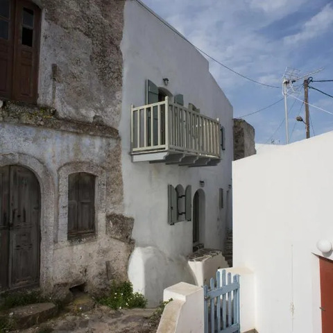 Pyrgos Stone House, hotel in Emporeiós