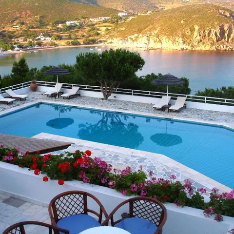 Patmos Paradise Hotel, hotel in Kámbos