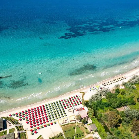 Simantro Resort, hotel in Sani Beach