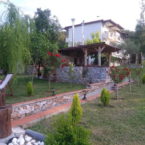 Nikos Apartments, hotel in Ormos Panagias