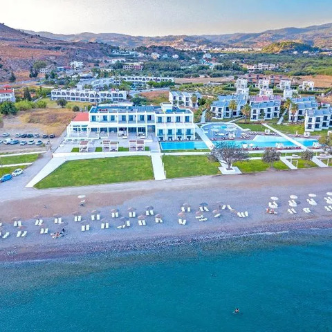 Kamari Beach, hotel in Lartos