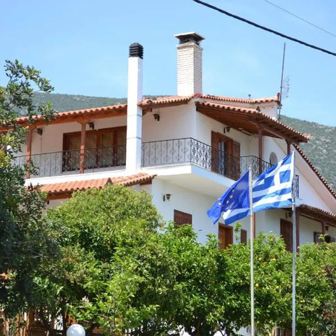 Dimitras House, hotel in Paralio Astros