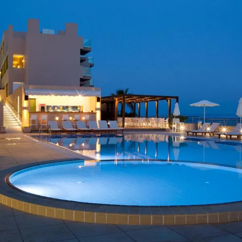 Erytha Hotel & Resort Chios, hotel in Karfas