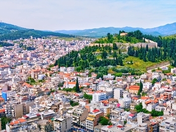 Romantic Getaway in Lamia City in 2026: Ideas for Couples