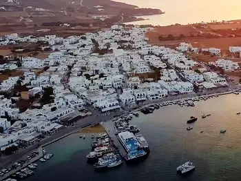 Luxury Travel in Antiparos Chora: Where to Stay and What to Do