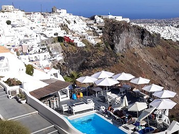 How to Plan a Week in Santorini Island in 2026: Routes, Tips & Timing