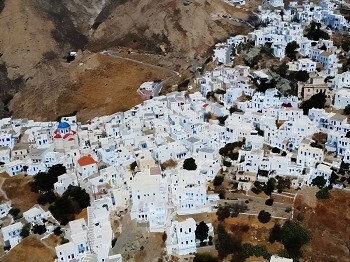 Luxury Travel in Serifos Island in 2026: Best Hotels & Experiences