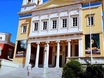 Food Tour of Syros Island: Best Restaurants and Street Food