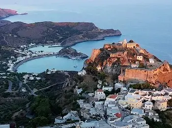 Nightlife in Kythira Island: Best Bars and Clubs