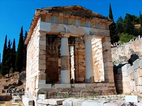 Treasure of Athenians Delphi - Fokida