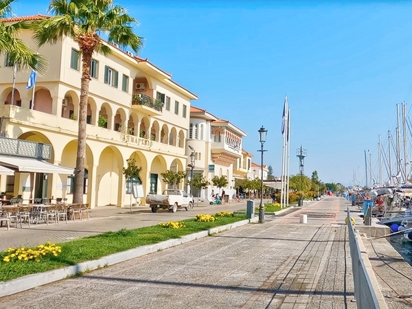 Luxury Travel in Preveza Prefecture: Where to Stay and What to Do