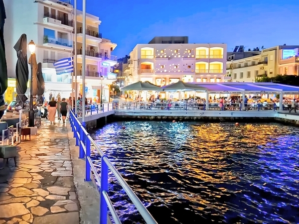 Food Tour of Agios Nikolaos Town: Best Restaurants and Street Food