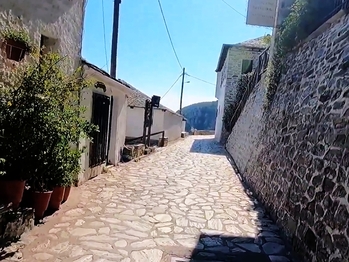 Winter Escapes in Makrinitsa: The “Balcony of Pelion”