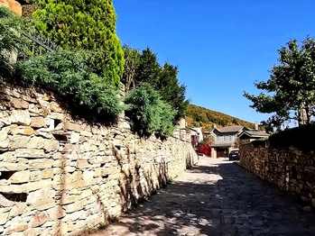 Winter Escapes in Nymfaio: Stone Houses and Bear Sanctuaries