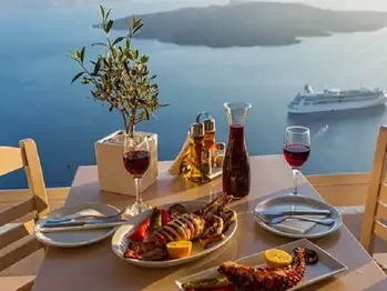 Top 10 Things You Need to Know Before Visiting Santorini
