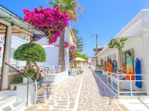 Essential Things to Know Before Visiting Paros Island