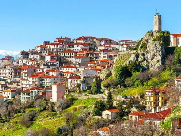 10 of the Prettiest Villages in Greece to Visit this Summer