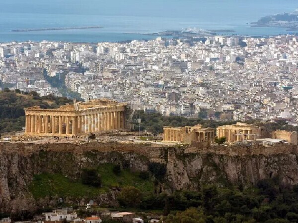 10 Fascinating Facts about the Acropolis