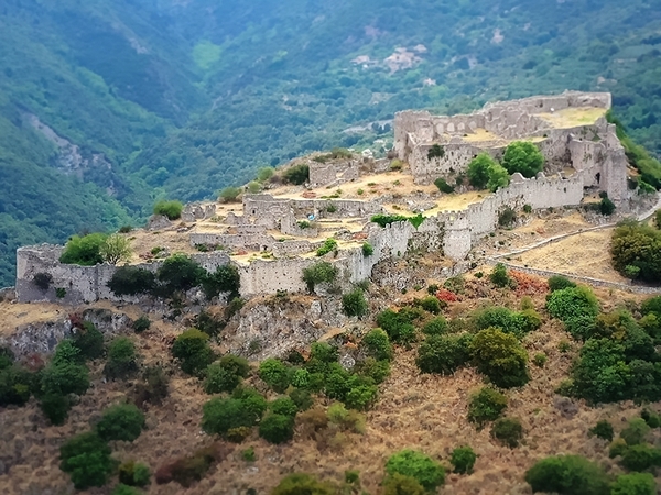 Winter Escapes in Mystras: Byzantine Glory in Winter Light