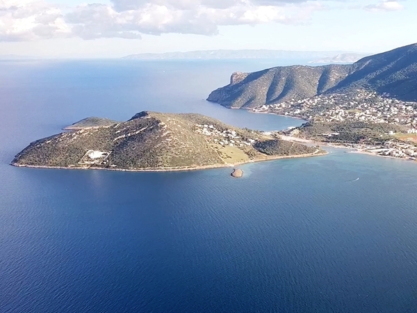 Winter Escapes in Porto Rafti: Riviera Calm in the Cold Season