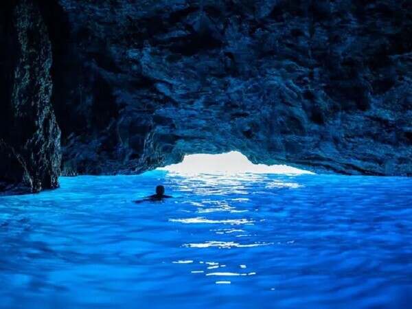 The 10 Best Sea Caves in Greece