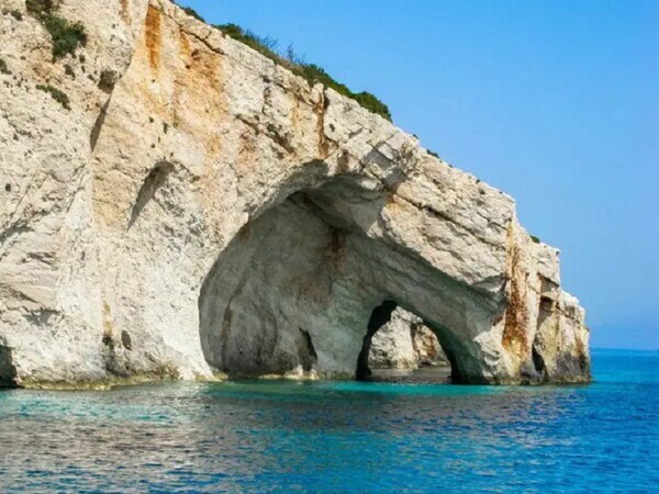 The 8 Best Sea Caves in Greece