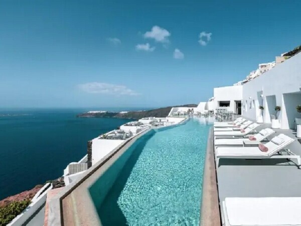 The Most Amazing Hotels in the Greek Islands