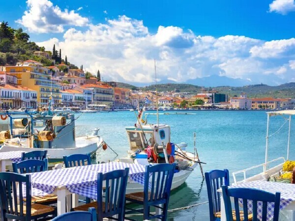 Beautiful Coastal Towns You Need to Visit in Mainland Greece