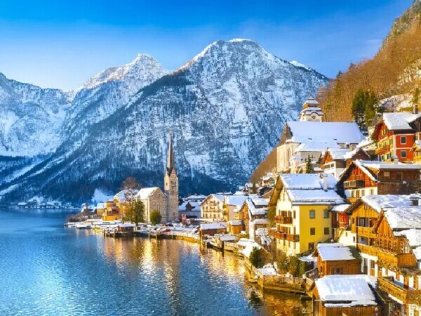 The 6 Best Fairytale Winter Vacations in the World