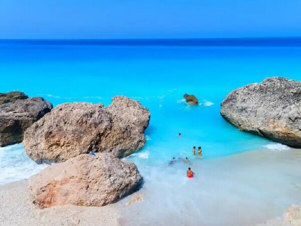 10 Strange & Unusual Beaches in Greece