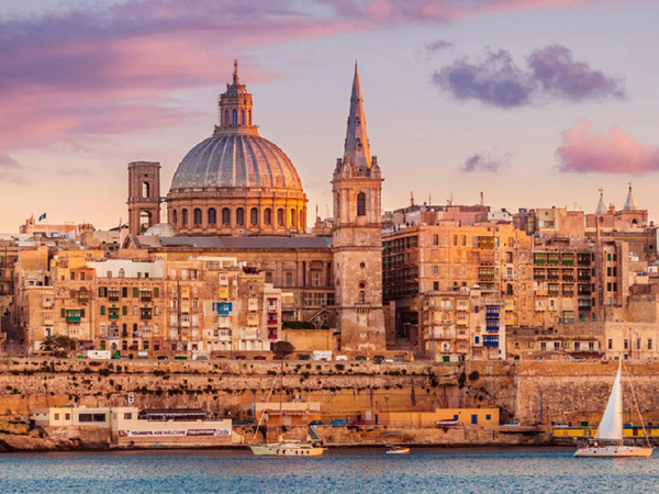 Discover the Enchanting Beauty of the Mediterranean's Most Breathtaking Islands