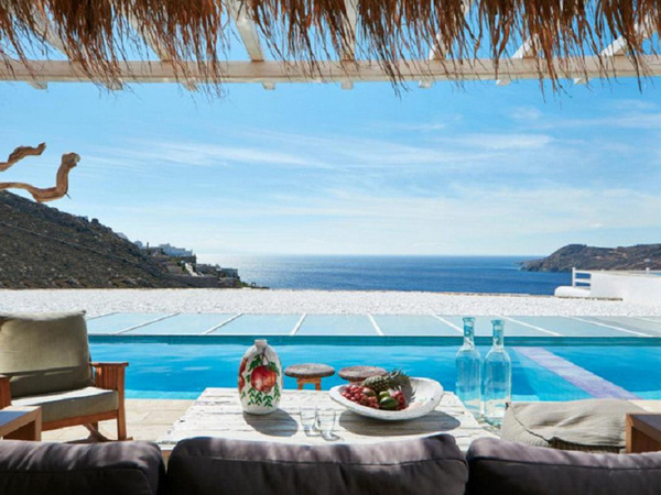 The 8 Best Luxury Hotels in Mykonos