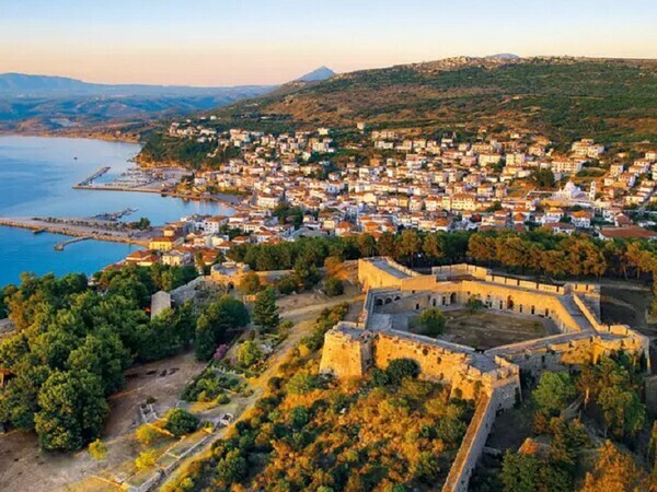 Beautiful Coastal Towns You Need to Visit in Mainland Greece