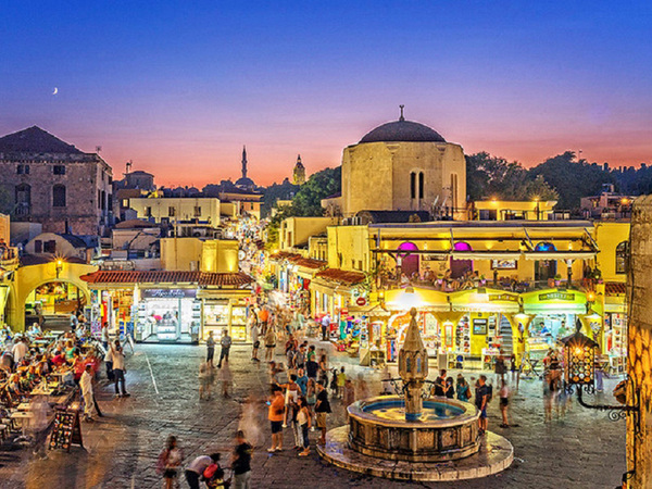 The Most Beautiful Cities in Greece