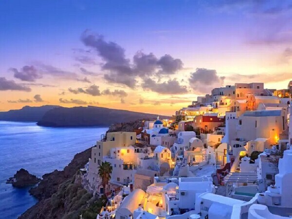 8 Most Picturesque Greek Islands