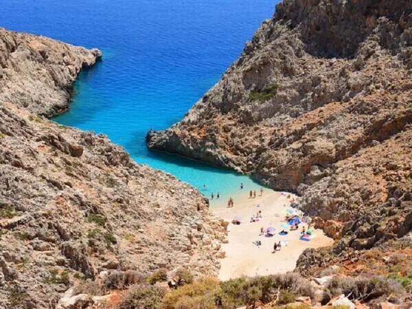 10 Beautiful Secret Beaches in Greece