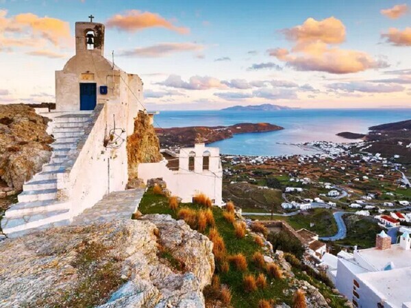 9 Quiet Greek Islands for a Relaxing Summer Holiday