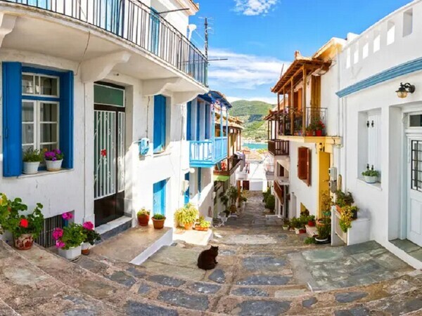 Famous Villages of the Aegean Sea Islands